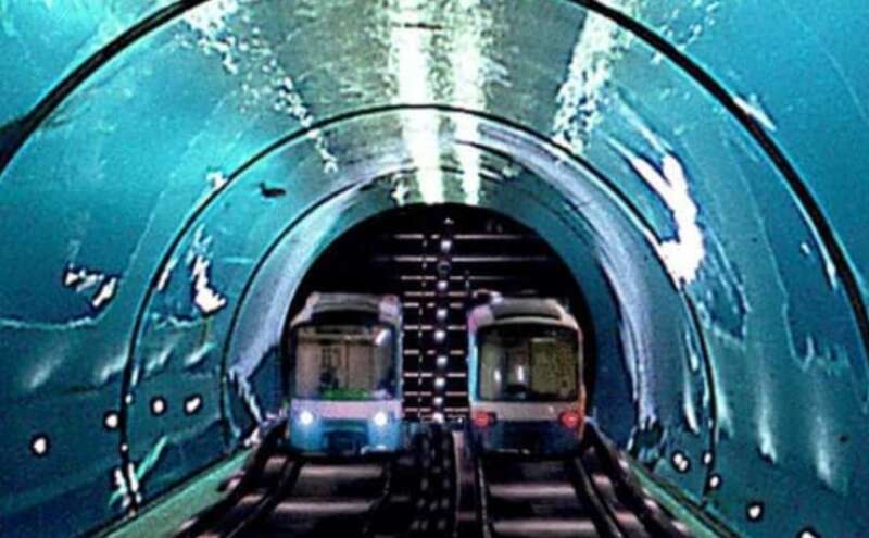 देश की पहली अंडरवाटर मेट्रो ट्रेन का शुभारंभ