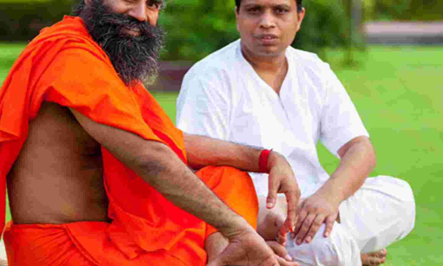 सुप्रीम कोर्ट ने पतंजलि के बालकृष्ण और रामदेव को तलब किया