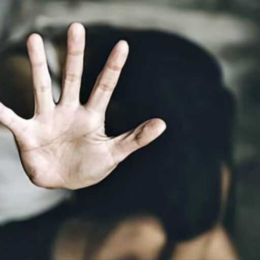 मुठभेड़ में दो दुष्कर्मी घायल, पुलिस ने अवैध तमंचा बरामद किया मुठभेड़ में दो दुष्कर्मी घायल, पुलिस ने अवैध तमंचा बरामद किया