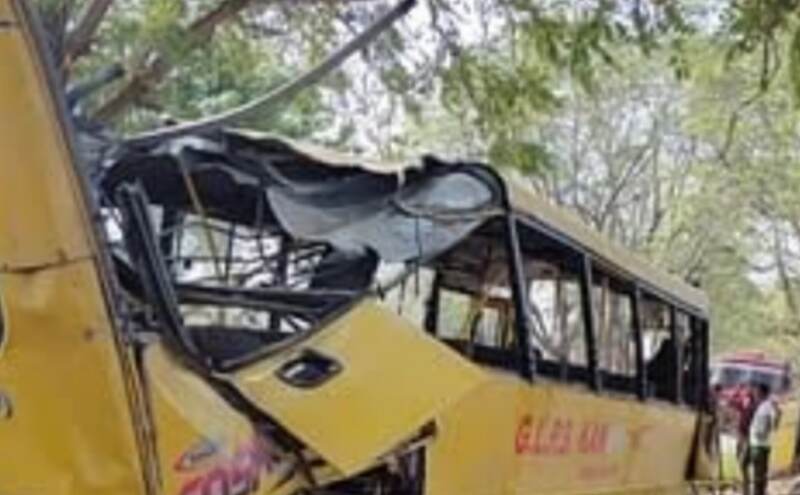 महेंद्रगढ़ स्कूल बस हादसा: छुट्टी के दिन खुला था स्कूल, ड्राइवर था नशे का लती, प्रिंसिपल को पुलिस ने लिया हिरासत में महेंद्रगढ़ स्कूल बस हादसा: छुट्टी के दिन खुला था स्कूल, ड्राइवर था नशे का लती, प्रिंसिपल को पुलिस ने लिया हिरासत में
