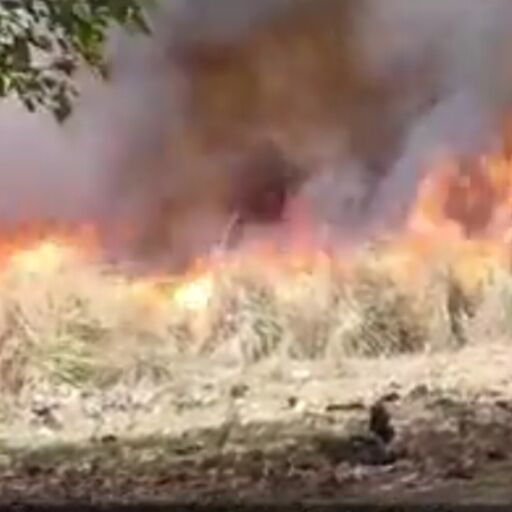 मऊ में पॉवर हाउस में आग, आसपास के क्षेत्र में तबाही