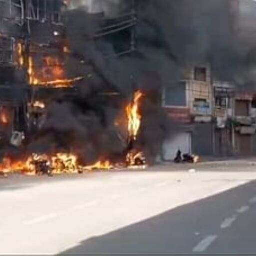 पटना जंक्शन के पास होटल में लगी भीषण