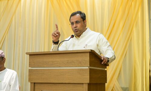 नए कानून पर चर्चा: सुप्रीम कोर्ट के सीनियर एडवोकेट अमन सिन्हा ने वकीलों को किया संबोधित