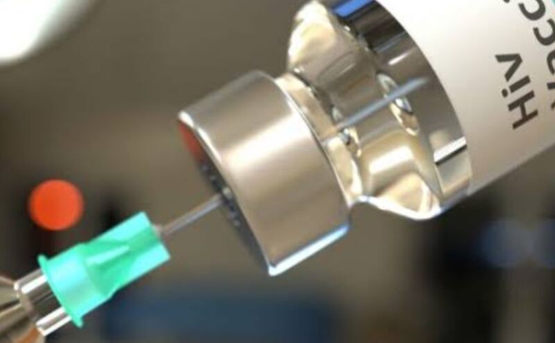 विश्व एड्स वैक्सीन दिवस, एड्स से बचाव के लिए जागरूकता और सावधानी