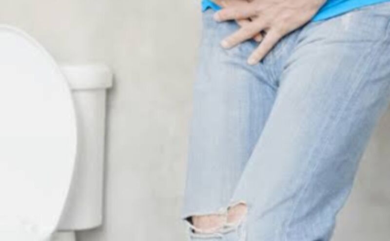 गर्मियों में बढ़ जाता है यूरिनरी ट्रैक्ट इन्फेक्शन का खतरा, जानिए बचाव के उपाय