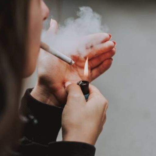 धूम्रपान छोड़ने के लिए WHO की पहली गाइडलाइन्स, जानिए मुख्य बातें धूम्रपान छोड़ने के लिए WHO की पहली गाइडलाइन्स, जानिए मुख्य बातें