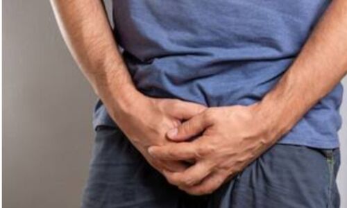 पुरुषों में पेशाब में खून आना के है 9 मुख्य कारण, लक्षण और इलाज पुरुषों में पेशाब में खून आना के है 9 मुख्य कारण, लक्षण और इलाज