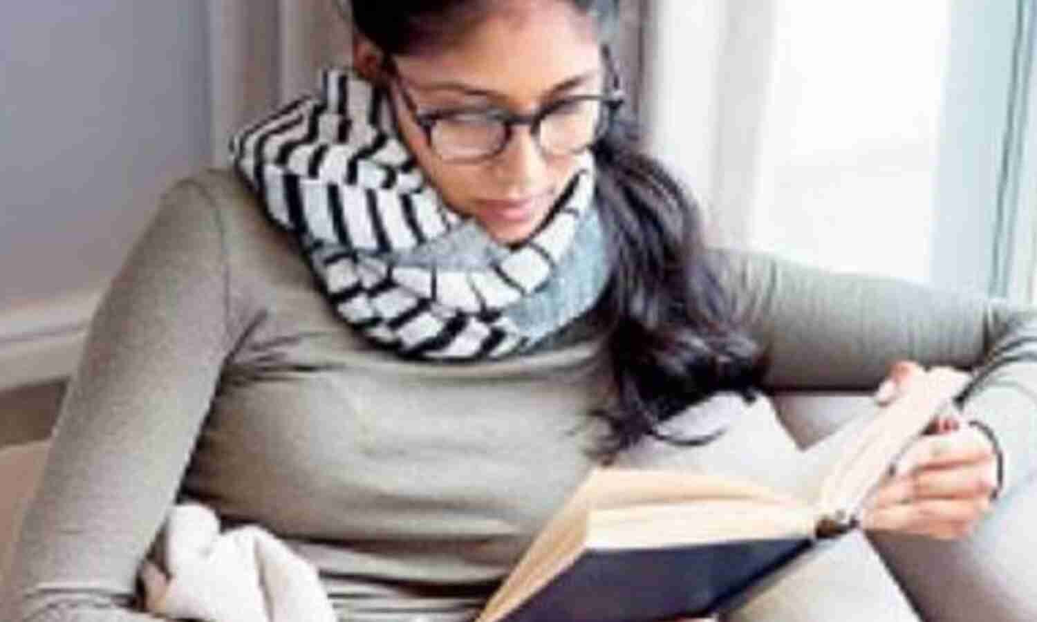 पढ़ने से अनिद्रा में लाभ के साथ और है कई अनगिनत फायदे,