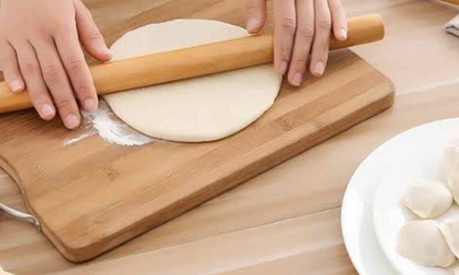 बचे हुए आटे को फ्रिज में रखना, सेहत के लिए खतरनाक?
