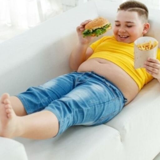 बच्चों में मोटापा एक बढ़ता खतरा और बचाव के उपाय