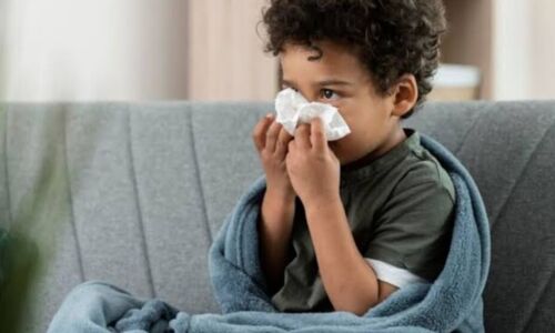 मानसून में बच्चों की रोग प्रतिरोधक क्षमता कैसे बढ़ाएं?