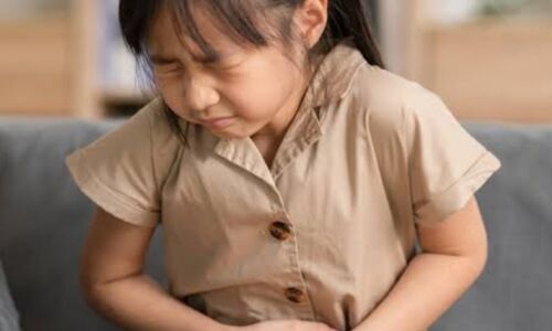 बच्चों में यूटीआई, समय रहते पहचानें ये खतरनाक संकेत