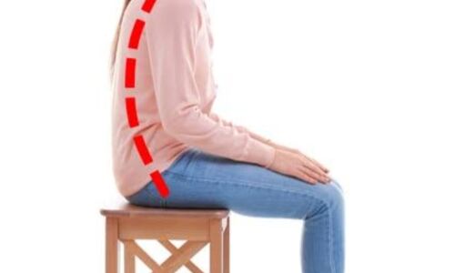 गलत पॉश्चर से उत्पन्न कूबड़ से योगासनों के जरिए पाए राहत