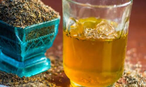 सुबह की चाय या कॉफी को छोड़कर जीरा पानी अपनाएं, जानें इसको पीने से होने वाले लाभ सुबह की चाय या कॉफी को छोड़कर जीरा पानी अपनाएं, जानें इसको पीने से होने वाले लाभ