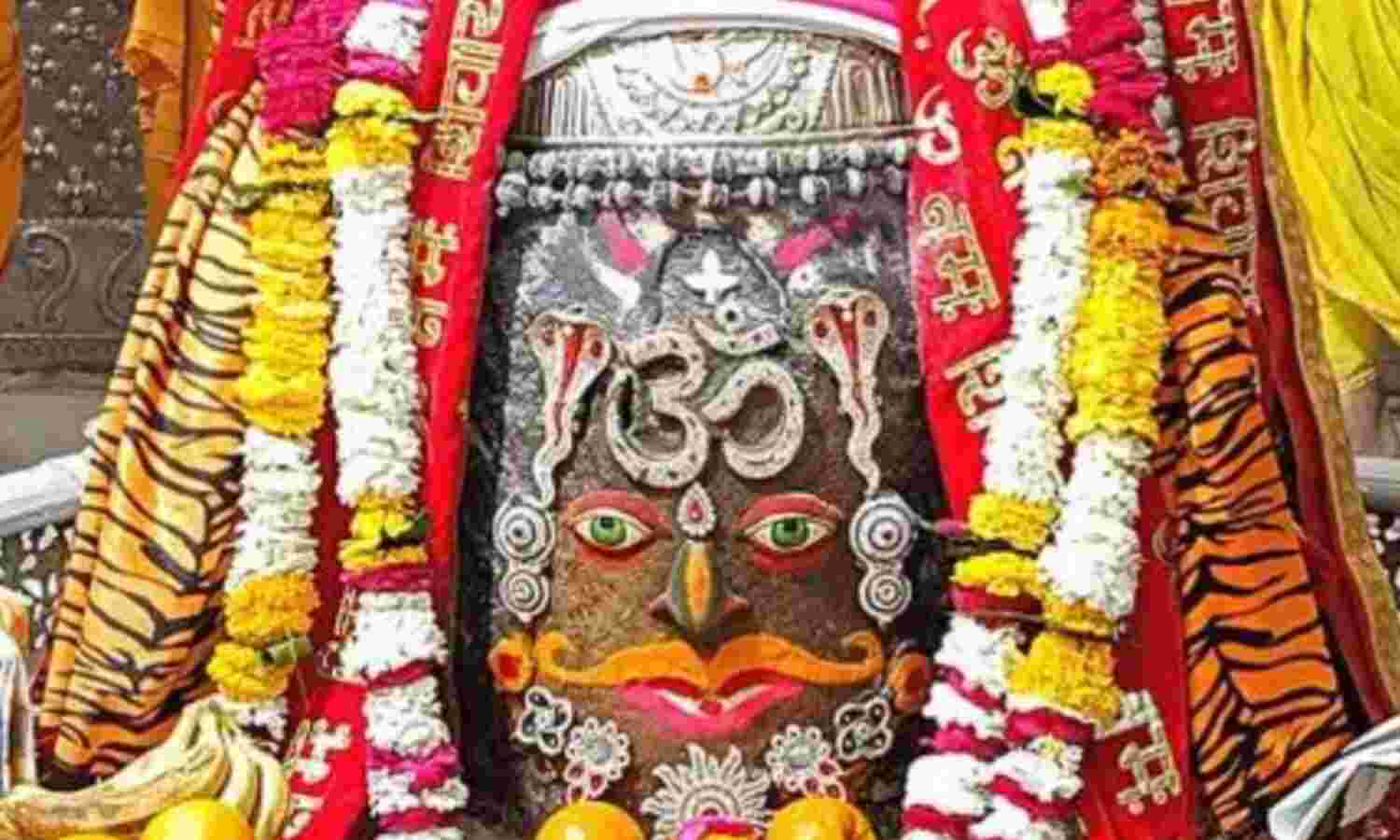 उज्जैन के बाबा महाकाल की नगरी में श्रद्धालुओं का उमड़ा सैलाब, भस्म आरती का विश्वव्यापी आकर्षण
