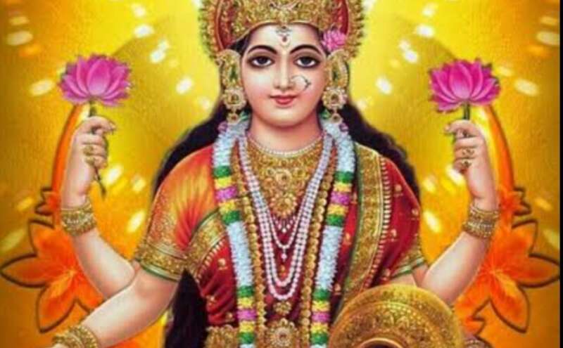 आज का दिन, शोभन योग और लक्ष्मी योग के साथ कुछ राशियों के लिए शुभ अवसर आज का दिन, शोभन योग और लक्ष्मी योग के साथ कुछ राशियों के लिए शुभ अवसर