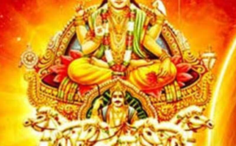 नए साल 2025 में सूर्य का राशि परिवर्तन, मकर संक्रांति और दान का महत्व