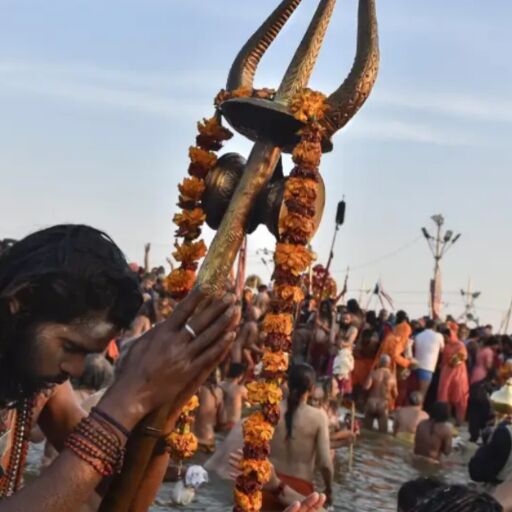 महाकुंभ 2025, मुनि, देव, मानव और राक्षस स्नान का रहस्य और महत्व, जानें विशेष विवरण महाकुंभ 2025, मुनि, देव, मानव और राक्षस स्नान का रहस्य और महत्व, जानें विशेष विवरण