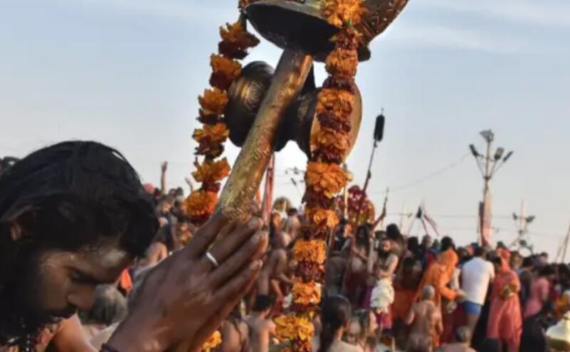 महाकुंभ 2025, मुनि, देव, मानव और राक्षस स्नान का रहस्य और महत्व, जानें विशेष विवरण महाकुंभ 2025, मुनि, देव, मानव और राक्षस स्नान का रहस्य और महत्व, जानें विशेष विवरण