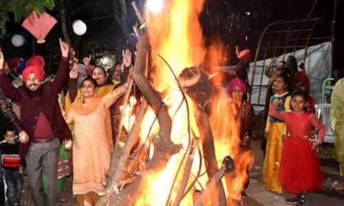 लोहड़ी का त्योहार, एक रंगीन उत्सव जो समाज में खुशियाँ और एकता फैलाता है लोहड़ी का त्योहार, एक रंगीन उत्सव जो समाज में खुशियाँ और एकता फैलाता है