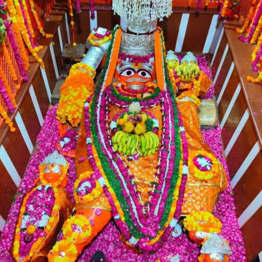 महाकुंभ 2025, प्रयागराज में स्नान के बाद इन प्रसिद्ध मंदिरों के दर्शन करना हैं आवश्यक