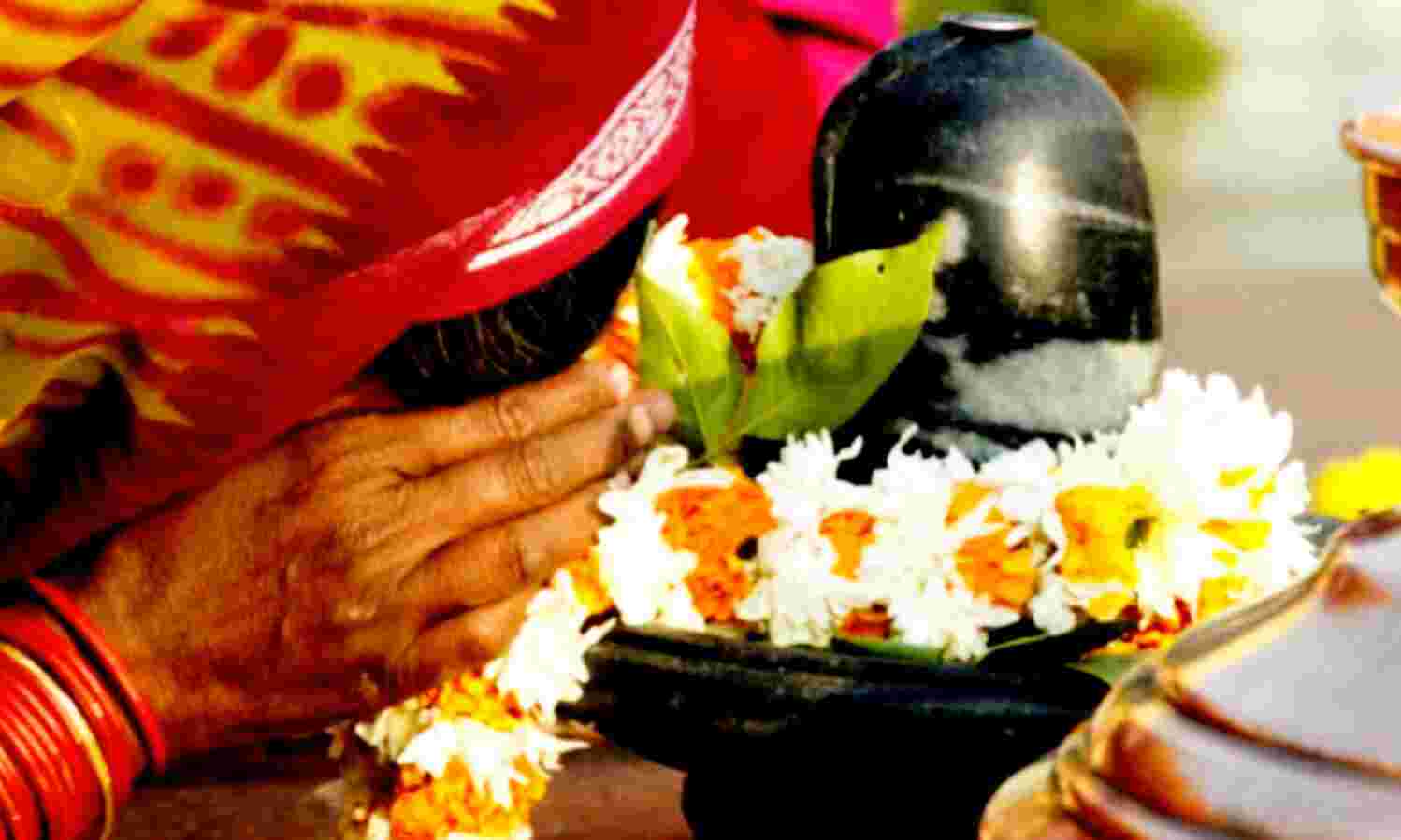 सोमवार के चमत्कारी उपाय: हर समस्या से मिलेगी मुक्ति, जीवन में आएगा सुख और शांति