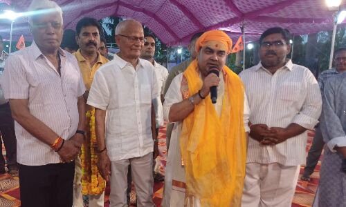 श्रीमद्भागवत कथा मे श्रद्धालुओं को मिला शिशुपाल वध और सुदामा मिलन में भक्ति और मोक्ष का संदेश श्रीमद्भागवत कथा मे श्रद्धालुओं को मिला शिशुपाल वध और सुदामा मिलन में भक्ति और मोक्ष का संदेश