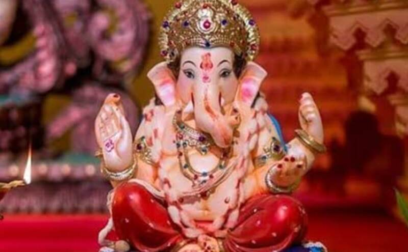 बुधवार को करें ये विशेष उपाय, गणपति जी की कृपा से दूर होंगी जीवन की बाधाएं और मिलेगी समृद्धि बुधवार को करें ये विशेष उपाय, गणपति जी की कृपा से दूर होंगी जीवन की बाधाएं और मिलेगी समृद्धि