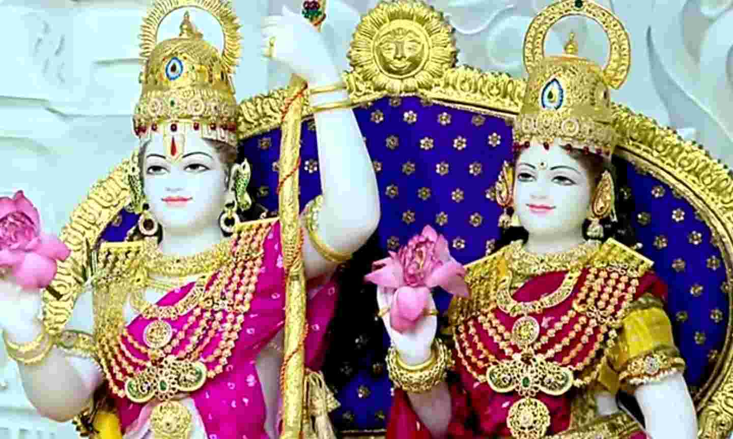 राम दरबार की प्राण प्रतिष्ठा के बाद अयोध्या में उमड़ा भक्तों का सैलाब, रामपथ पर दिखा आस्था का अनूठा नजारा