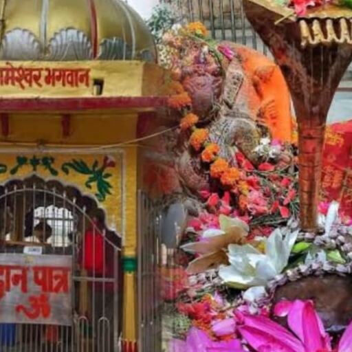 प्रयागराज के प्राचीन मनकामेश्वर मंदिर में ड्रेस कोड अनिवार्य, श्रद्धालुओं को करना होगा नियमों का पालन