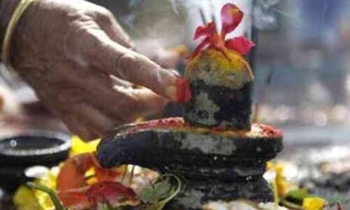 सावन 2025 का समापन 9 अगस्त को, अंतिम सोमवार 4 अगस्त को बन रहा है खास संयोग सावन 2025 का समापन 9 अगस्त को, अंतिम सोमवार 4 अगस्त को बन रहा है खास संयोग