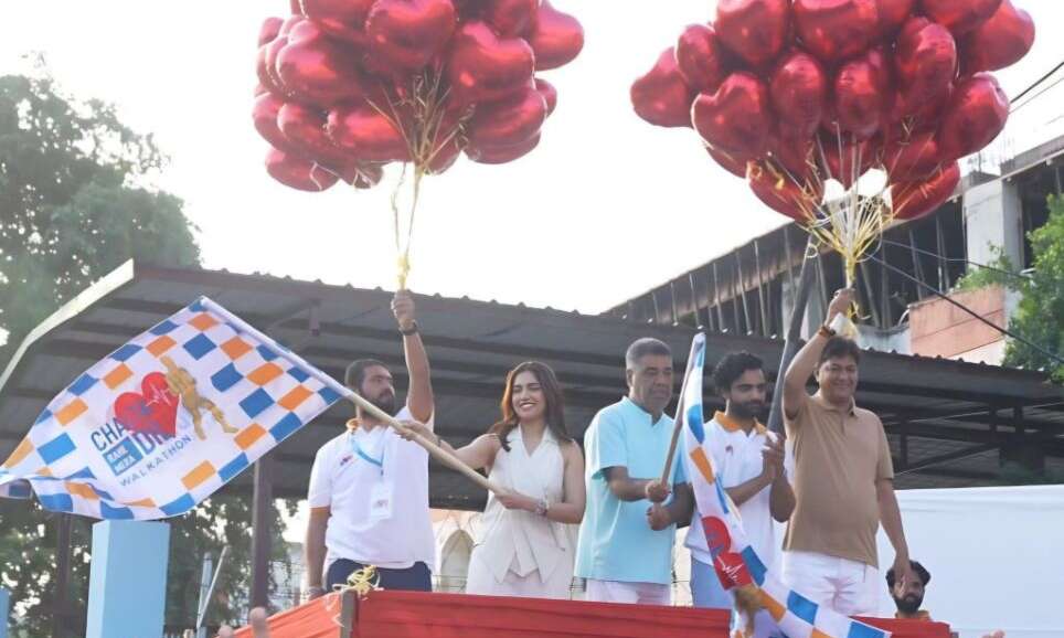 यथार्थ हॉस्पिटल, मॉडल टाउन, दिल्ली ने वॉकथॉन का आयोजन कर मनाया वर्ल्ड हार्ट डे, भूमि पेडनेकर ने दिखाई हरी झंडी