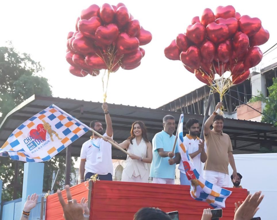 यथार्थ हॉस्पिटल, मॉडल टाउन, दिल्ली ने वॉकथॉन का आयोजन कर मनाया वर्ल्ड हार्ट डे, भूमि पेडनेकर ने दिखाई हरी झंडी
