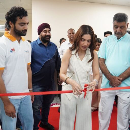 Yatharth Hospital, Model Town, Delhi Celebrates World Heart Day with Walkathon, Bhumi Pednekar Flags Off Event Yatharth Hospital, Model Town, Delhi Celebrates World Heart Day with Walkathon, Bhumi Pednekar Flags Off Event