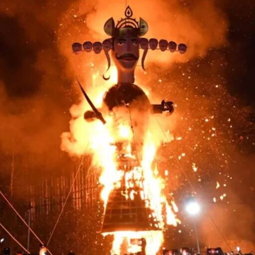 दशहरा 2025: 2 अक्टूबर को विजयदशमी पर रावण दहन, शस्त्र पूजन और धर्म की जीत का पर्व