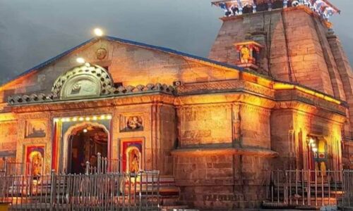 केदारनाथ धाम के कपाट हुए बंद: ऊखीमठ के ओंकारेश्वर मंदिर के लिए रवाना हुई बाबा केदार की डोली, जानें शीतकालीन पूजा व्यवस्था केदारनाथ धाम के कपाट हुए बंद: ऊखीमठ के ओंकारेश्वर मंदिर के लिए रवाना हुई बाबा केदार की डोली, जानें शीतकालीन पूजा व्यवस्था