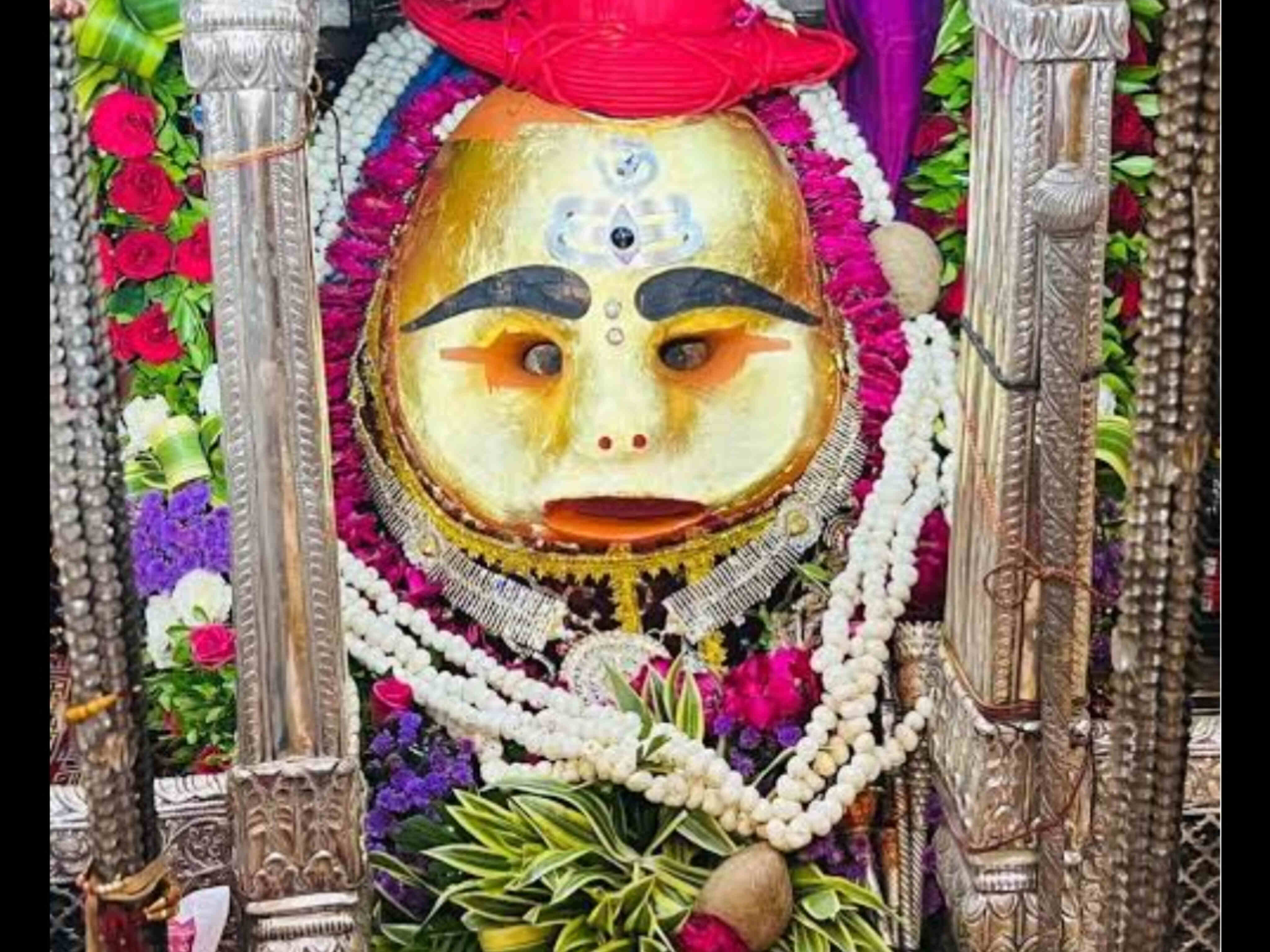 काल भैरव जयंती 2025: जानिए क्यों मार्गशीर्ष कृष्ण पक्ष की अष्टमी को कालभैरव की होती है पूजा, भय और शत्रु नाश के लिए करें ये खास उपाय काल भैरव जयंती 2025: जानिए क्यों मार्गशीर्ष कृष्ण पक्ष की अष्टमी को कालभैरव की होती है पूजा, भय और शत्रु नाश के लिए करें ये खास उपाय