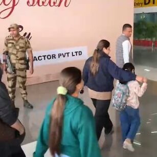 रोहिणी आचार्य के आरोपों के बाद लालू परिवार में बढ़ी दरार तीन और बेटियां भी घर छोड़ते दिखीं