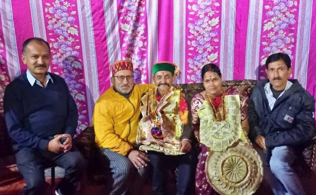 कहानी थोड़ी फिल्मी है: 45 साल बाद सिर की चोट से लौट आई रिखी राम की याददाश्त