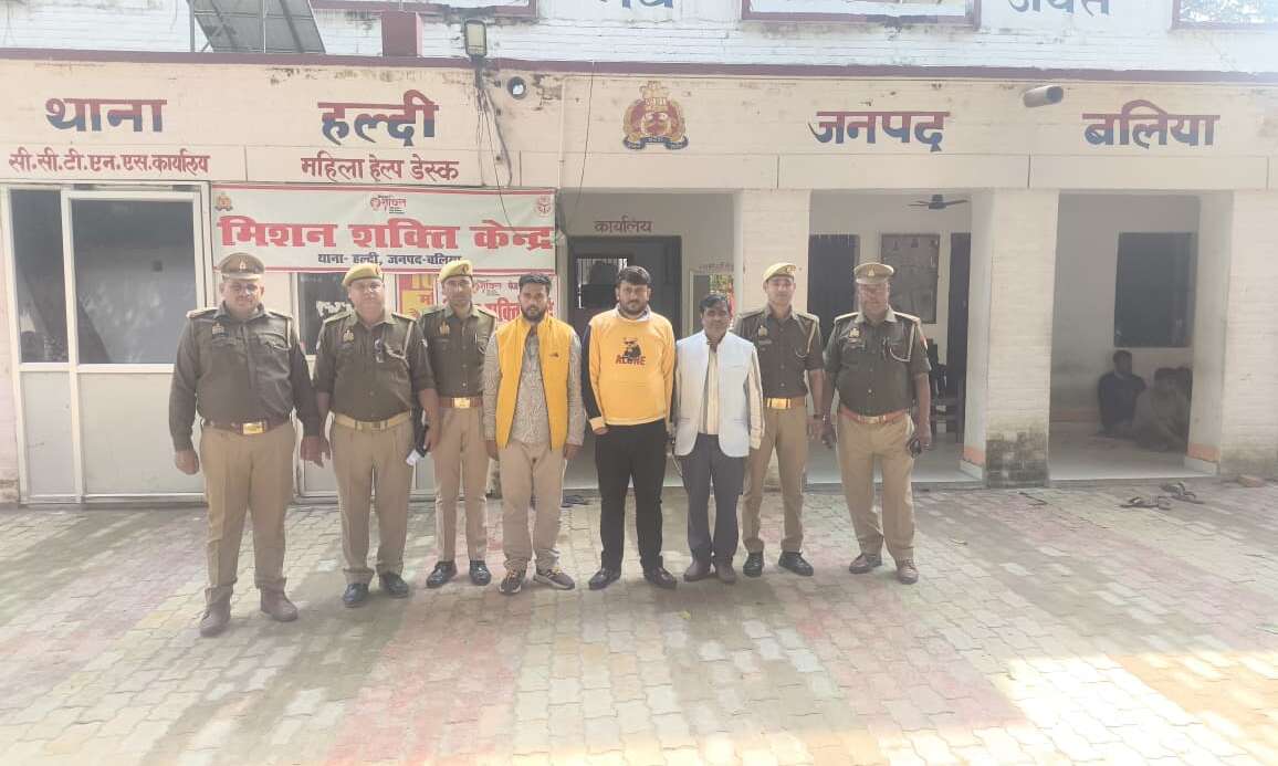 बलिया: कुर्सी का कवर बदलने को लेकर टेंट व्यवसायी की हत्या, पुलिस के हत्थे चढ़े तीन आरोपित