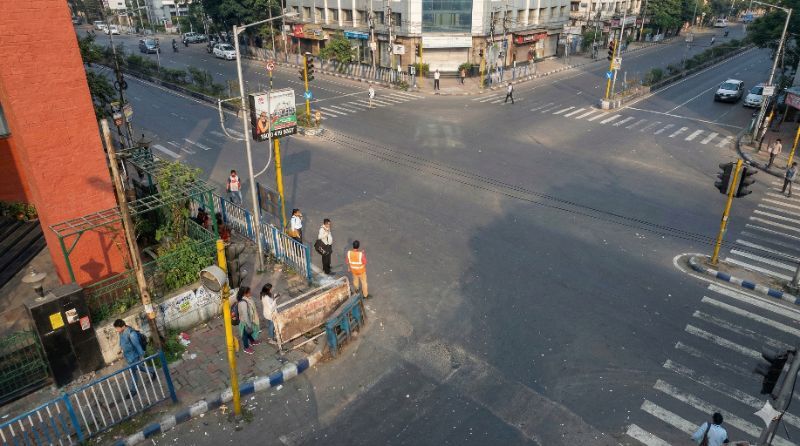 दर्दनाक: फोन नहीं आया तो बेटे को ढूंढने निकले मां-बाप, खोज बनी एक के लिए अंतिम सफर