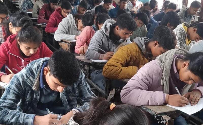 झारखंड बोर्ड 2026: मैट्रिक और इंटरमीडिएट परीक्षा 3 फरवरी से, एडमिट कार्ड मिलेगा जनवरी में