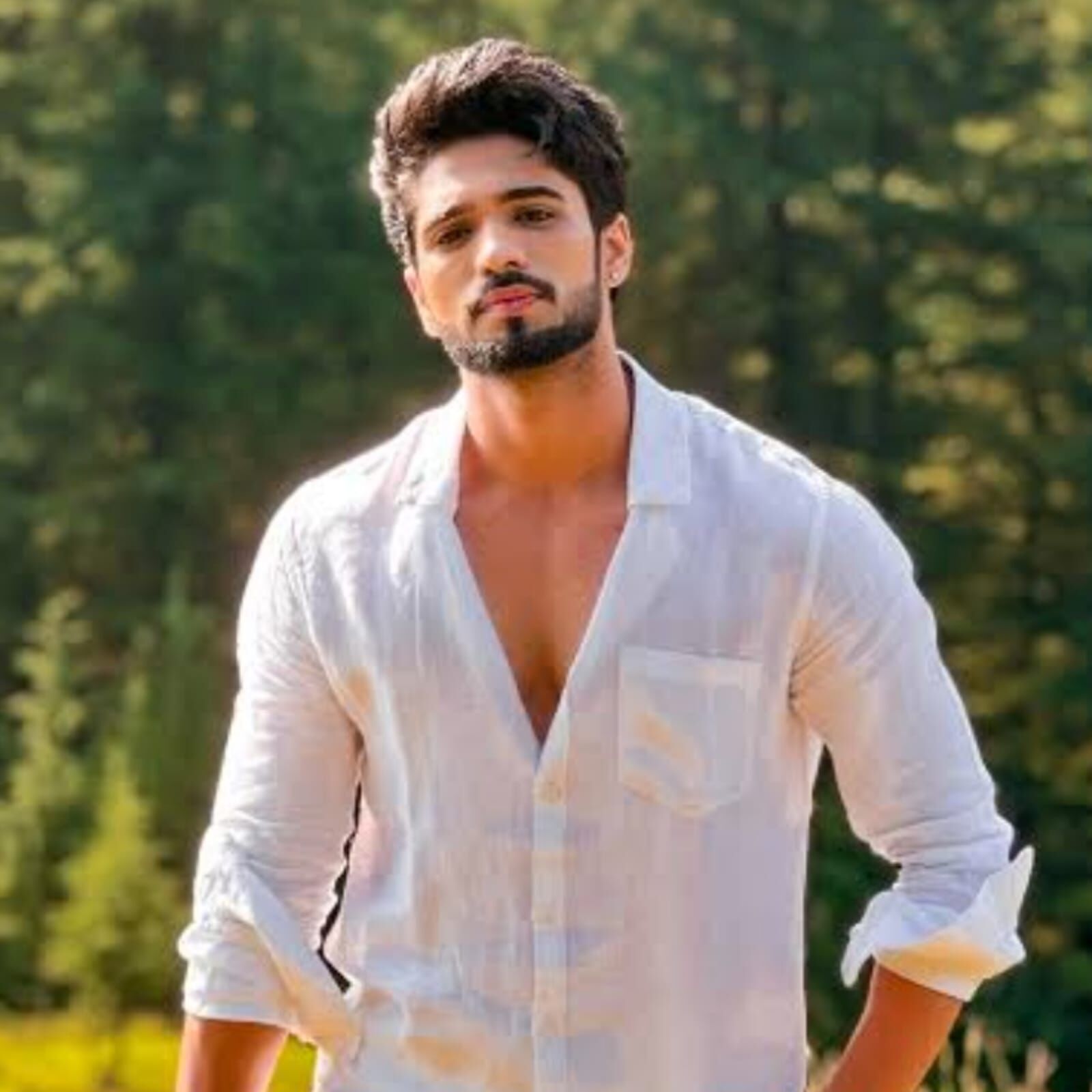 मुंबई में सड़क हादसे का शिकार हुए अभिनेता जीशान खान, वर्सोवा में दो कारों की जोरदार टक्कर से मचा हड़कंप मुंबई में सड़क हादसे का शिकार हुए अभिनेता जीशान खान, वर्सोवा में दो कारों की जोरदार टक्कर से मचा हड़कंप