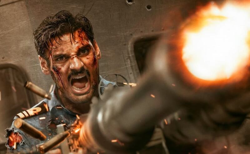 बॉर्डर 2 में नेवी अधिकारी के रूप में दिखे अहान शेट्टी, फर्स्ट-लुक पोस्टर ने बढ़ाई फिल्म को लेकर उत्सुकता बॉर्डर 2 में नेवी अधिकारी के रूप में दिखे अहान शेट्टी, फर्स्ट-लुक पोस्टर ने बढ़ाई फिल्म को लेकर उत्सुकता