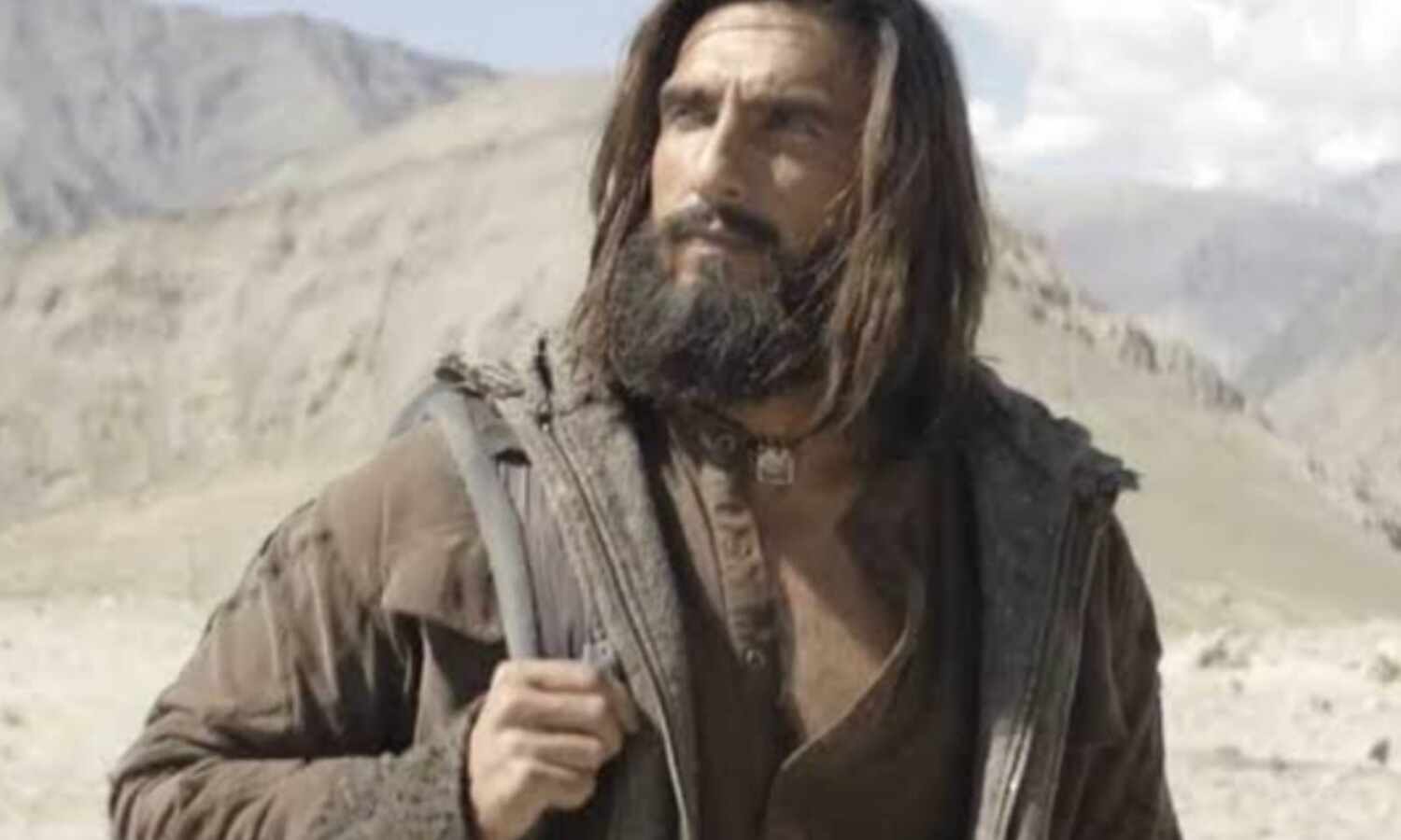 बरसात की रात की मशहूर कव्वाली ‘कारवां की तलाश है’ का नया रूप धुरंधर में, दर्शक दे रहे जबरदस्त प्रतिक्रिया