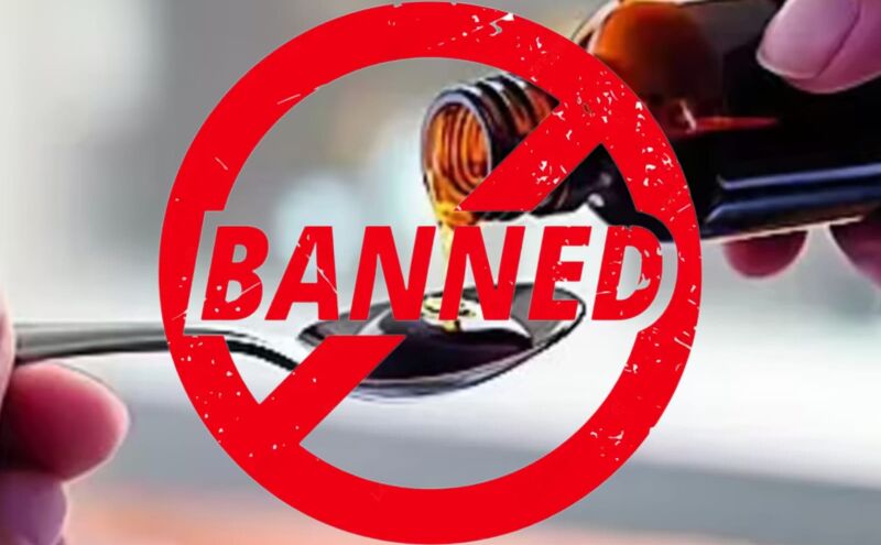 ईडी का बड़ा छापा: कई राज्यों में जानलेवा कफ सीरप रैकेट पर कार्रवाई, करोड़ों के संदिग्ध लेन-देन की जांच ईडी का बड़ा छापा: कई राज्यों में जानलेवा कफ सीरप रैकेट पर कार्रवाई, करोड़ों के संदिग्ध लेन-देन की जांच