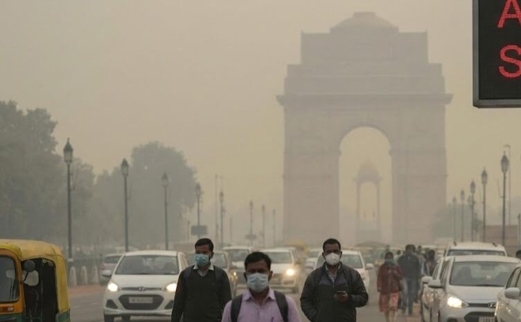 दिल्ली-एनसीआर की हवा बनी गंभीर चुनौती, सुप्रीम कोर्ट ने जताई सख्त चिंता, लागू करने योग्य निर्देशों का संकेत