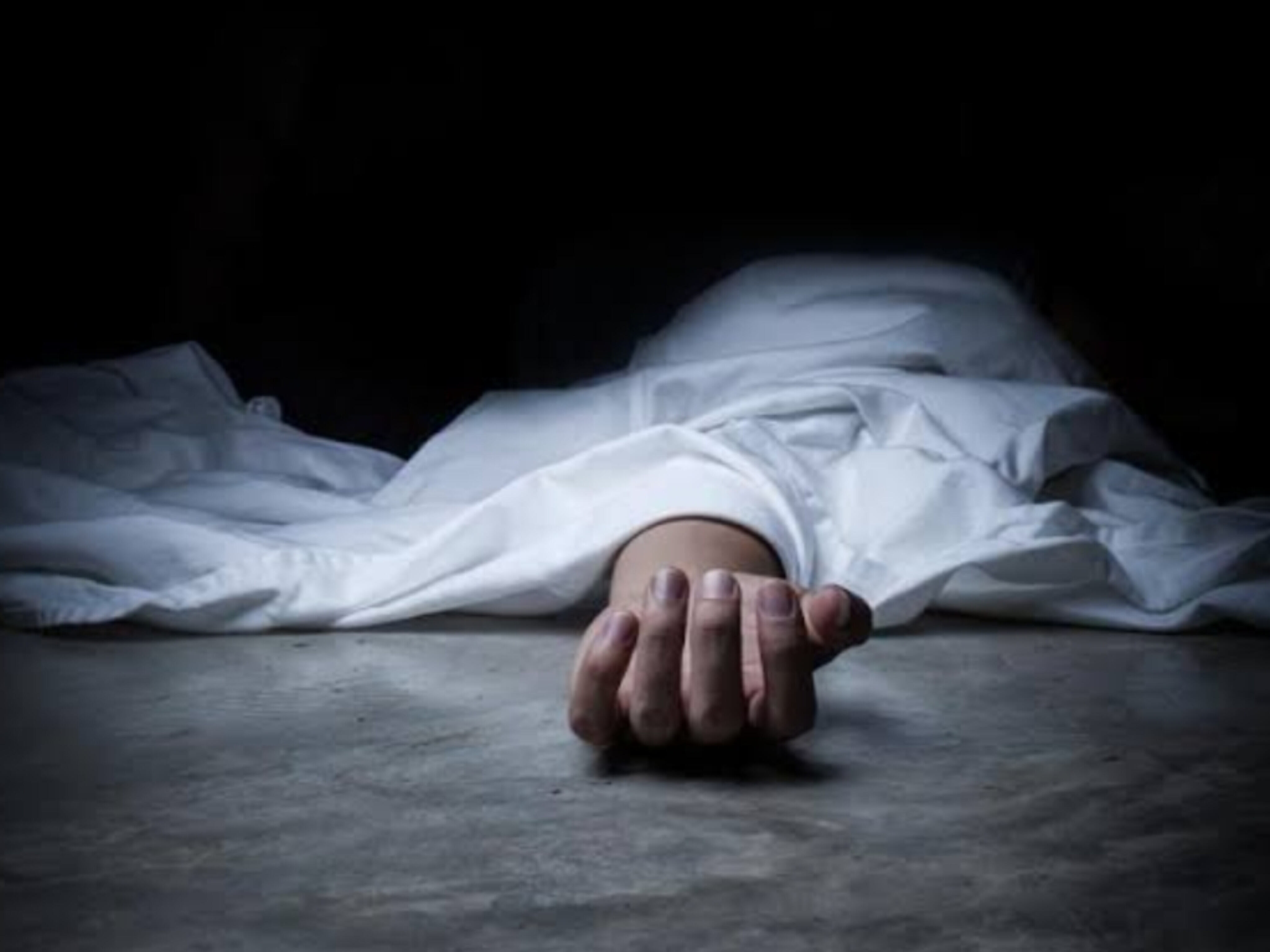 हरियाणा की सिरसा जिला जेल में सनसनी: ड्यूटी विवाद और मानसिक दबाव से टूटे वार्डन ने की आत्महत्या हरियाणा की सिरसा जिला जेल में सनसनी: ड्यूटी विवाद और मानसिक दबाव से टूटे वार्डन ने की आत्महत्या