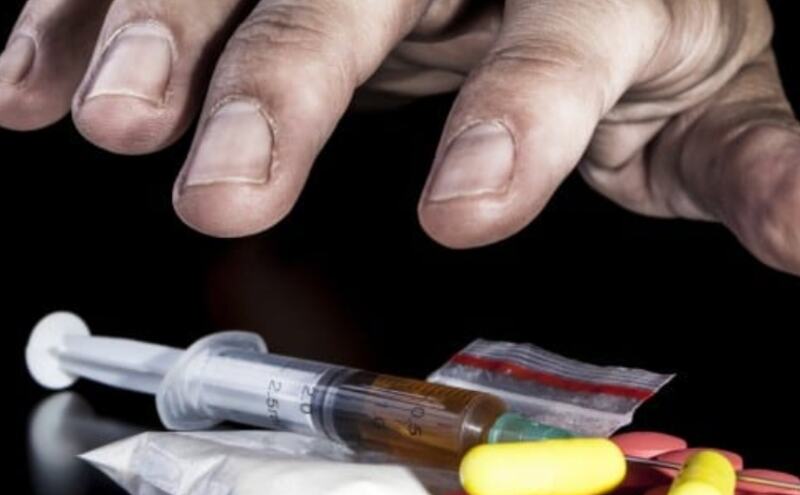 शाहजहांपुर में मौलाना तौकीर रजा के बेटे की कार दुर्घटनाग्रस्त, वाहन से संदिग्ध बैग में ड्रग्स और सिरिंज बरामद