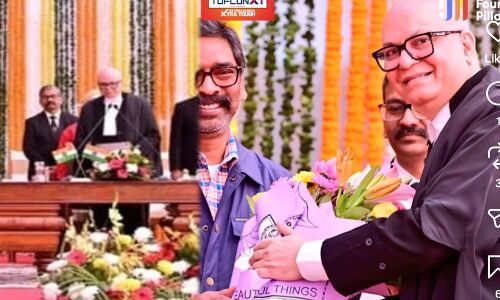 झारखंड हाई कोर्ट को नया मुख्य न्यायाधीश, महेश शरदचंद्र सोनक ने ली शपथ, राज्यपाल ने दिलाया पदभार
